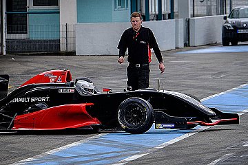 Kasper Larsen - Foto: Dirk Boegarts