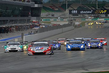 Start zur japanischen Super GT - Foto: Super GT