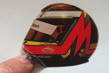 Miniatur-Helm-Aufkleber zum fairen Preis - Produktvorstellung - Motorsport  XL