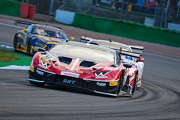 Clemens Schmid, GRT Lamborghini Huracán GT3 EVO2 #63 - Foto: Axel Weichert