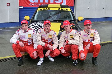 Fahrerquartett für das dmsj-Youngster-Racing-Team steht