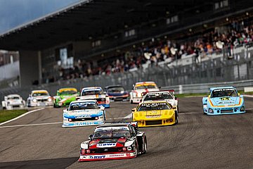 Die Boliden aus der Deutschen Rennsport-Meisterschaft begeisterten an diesem Wochenende viele Fans besonders. Im Fokus standen dabei vor allem die Gruppe-5-Boliden - Foto: Gruppe C / OGP