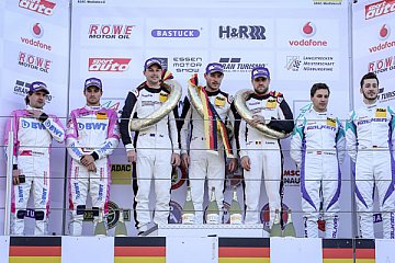 BWT Mücke Motorsport feiert Podestplatz auf der Nordschleife
