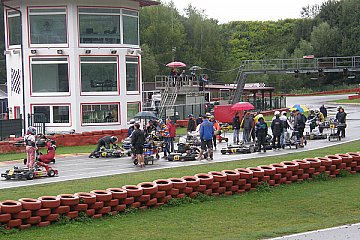 Regnerischer aber trotzdem erfolgreicher Renntag