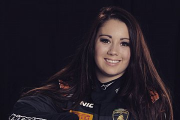 Carrie Schreiner im Lamborghini Young Driver Program