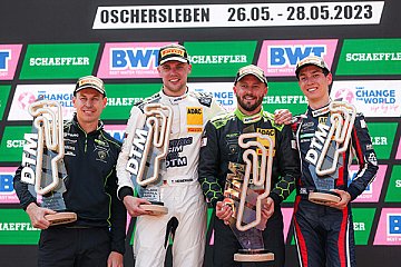 Das DTM-Podium nach dem Samstagslauf in Oschersleben - Foto: ADAC