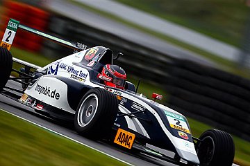 Jannes Fittje hat inzwischen den Sprung in die nächsthöhere Klasse geschafft - Foto: ADAC