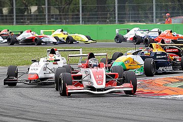 Kevin Jörg siegt– Delétraz erster Tabellenführer