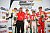 Der Neuseeländer gewinnt vor Julian Hanses (li.), daneben freut sich Enzo Fittipaldi über sein erstes Podium (2. v.r.) - Foto: ADAC Formel 4